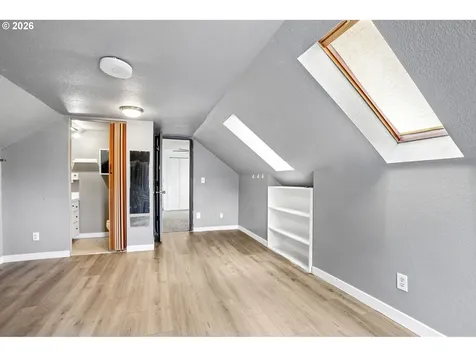 527 Willamina Avenue Forest Grove OR 97116