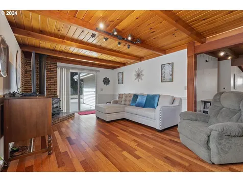 1833 SE 117th Avenue Portland OR 97216