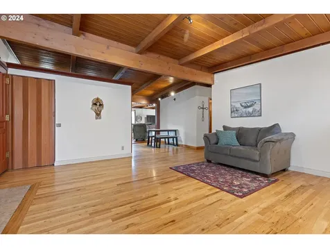 1833 SE 117th Avenue Portland OR 97216