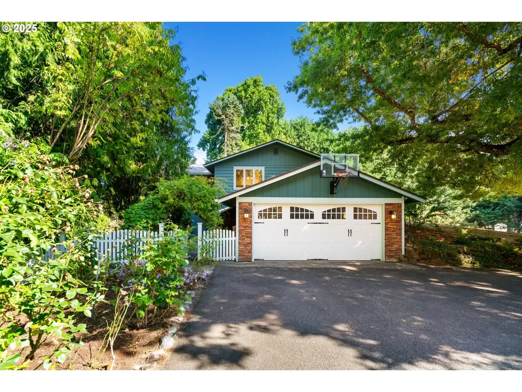 901 NW 319th Street Ridgefield WA 98642