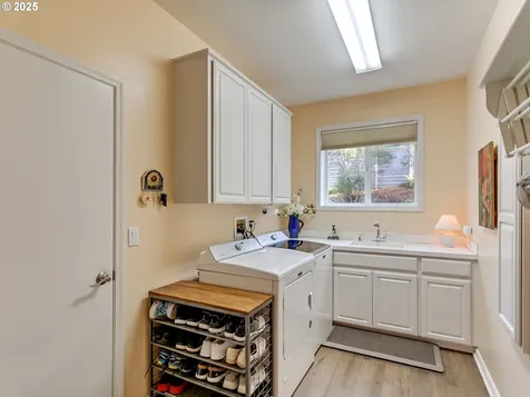 4140 Rosepark Drive West Linn OR 97068