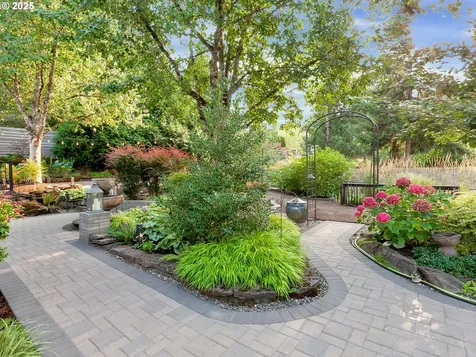 4140 Rosepark Drive West Linn OR 97068