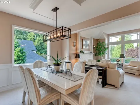 4140 Rosepark Drive West Linn OR 97068