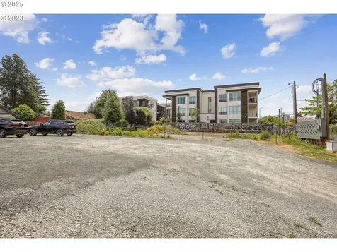7036 NE M L King Boulevard Portland OR 97211