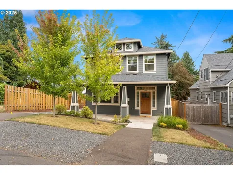 8340 SW 3rd Avenue Portland OR 97219
