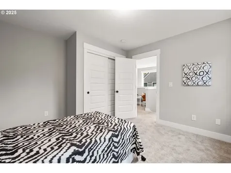 8340 SW 3rd Avenue Portland OR 97219