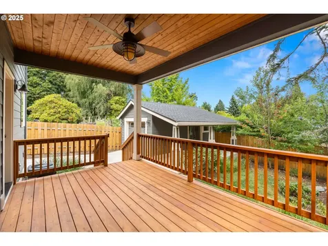 8340 SW 3rd Avenue Portland OR 97219