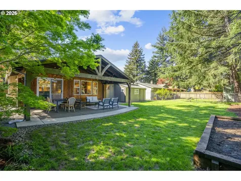 17459 SE Mill Street Portland OR 97233