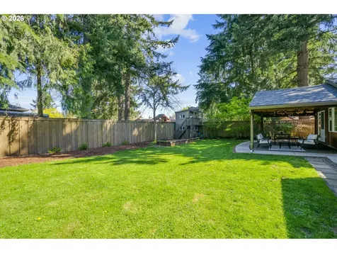 17459 SE Mill Street Portland OR 97233