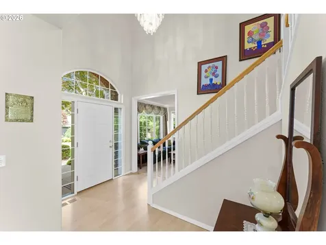 2325 SW Huber Court Portland OR 97219