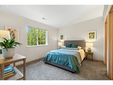 14422 SE Oregon Trail Drive Clackamas OR 97015