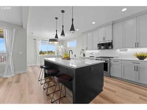 12435 SW Silvertip Street Beaverton OR 97007