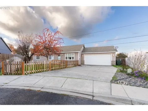 245 Chukar Circle Umatilla OR 97882