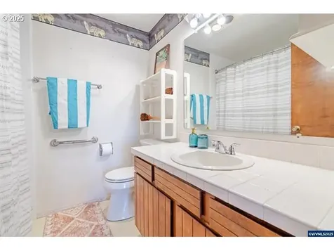 250 NE Dunn Place Mcminnville OR 97128