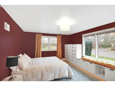 983 Monroe Street Eugene OR 97402