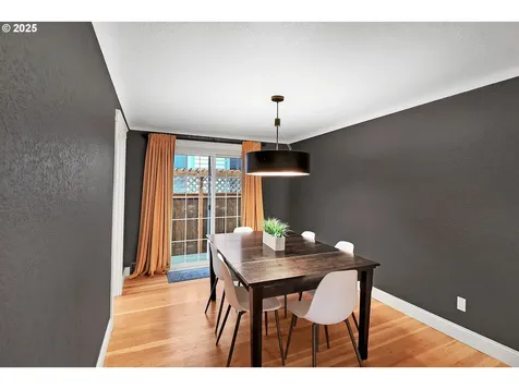 983 Monroe Street Eugene OR 97402