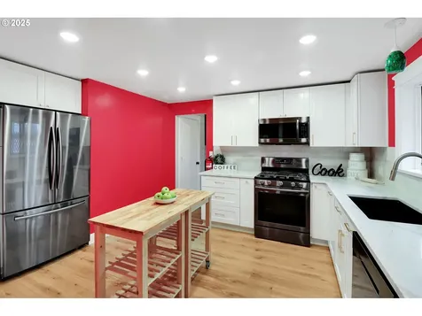 983 Monroe Street Eugene OR 97402