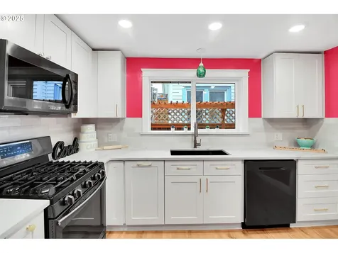 983 Monroe Street Eugene OR 97402