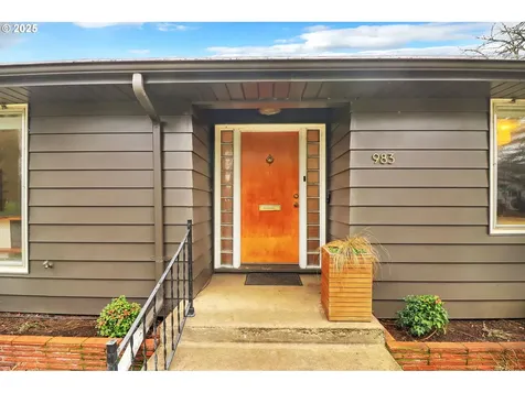 983 Monroe Street Eugene OR 97402