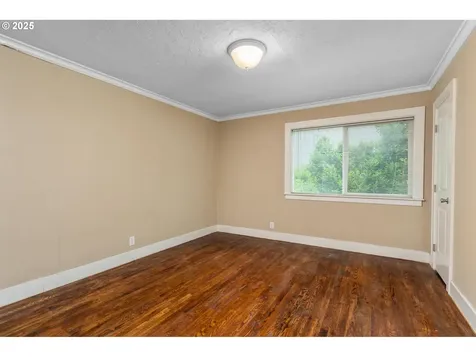 8256 SE Lambert Street Portland OR 97266