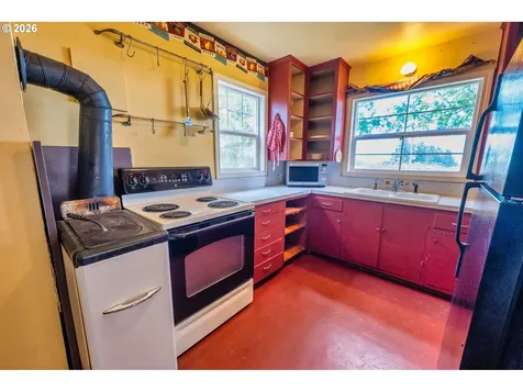 13130 NW Skyline Boulevard Portland OR 97231