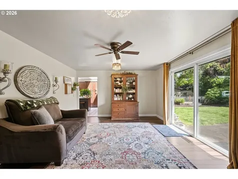 4851 Thunderbird Street Eugene OR 97404