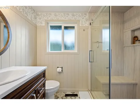 4851 Thunderbird Street Eugene OR 97404