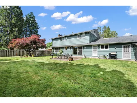 4851 Thunderbird Street Eugene OR 97404