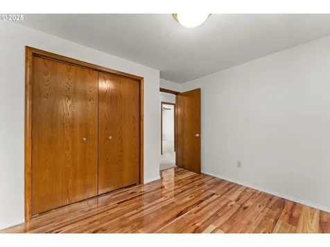 1925 NW Sunberry Drive Roseburg OR 97471
