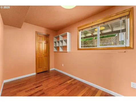 1925 NW Sunberry Drive Roseburg OR 97471