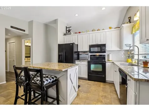 12703 NE 46th Street Vancouver WA 98682