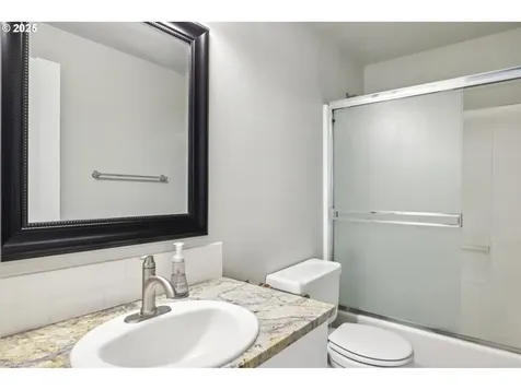 12703 NE 46th Street Vancouver WA 98682