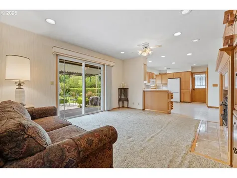 13222 NE Rose Parkway Portland OR 97230