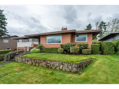 13222 NE Rose Parkway Portland OR 97230