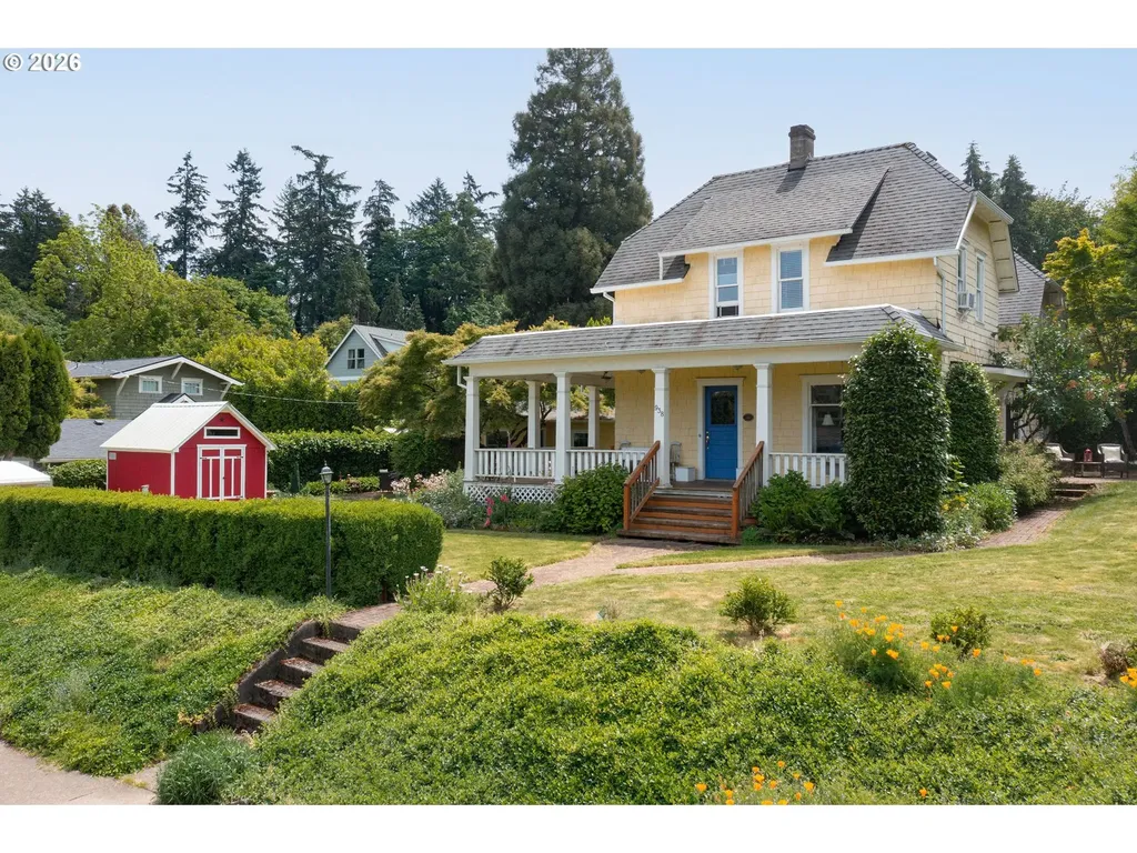 938 Oak Street Lake Oswego OR 97034