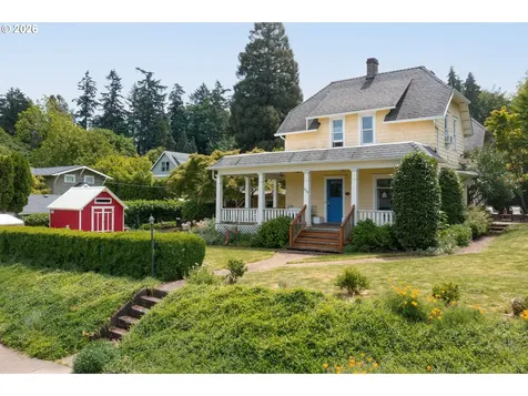 938 Oak Street Lake Oswego OR 97034