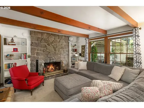938 Oak Street Lake Oswego OR 97034