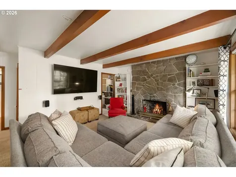 938 Oak Street Lake Oswego OR 97034