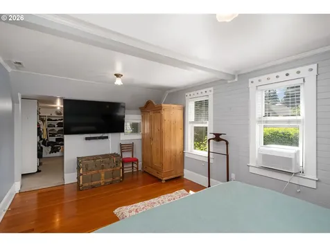 938 Oak Street Lake Oswego OR 97034