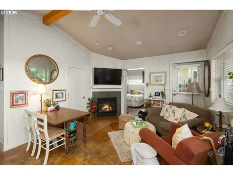 938 Oak Street Lake Oswego OR 97034