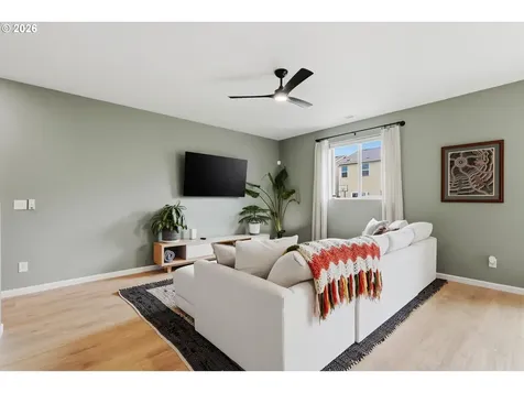 2316 NW Matteo Drive Mcminnville OR 97128