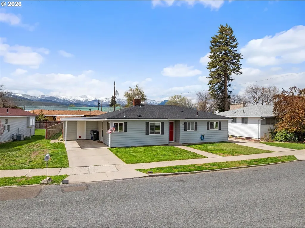 3355 8th Drive Baker City OR 97814