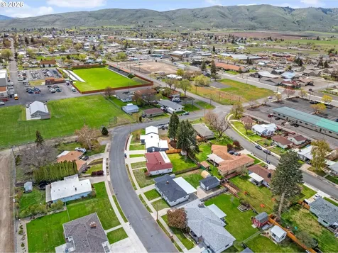 3355 8th Drive Baker City OR 97814