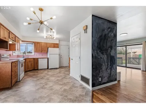 3355 8th Drive Baker City OR 97814