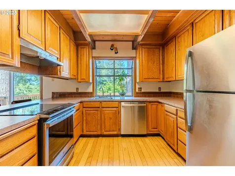 975 SW Florence Court Gresham OR 97080