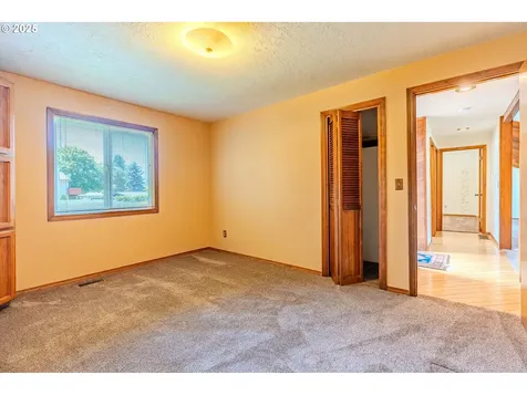 975 SW Florence Court Gresham OR 97080