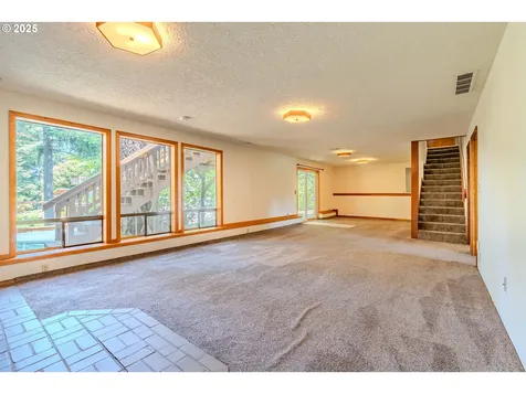 975 SW Florence Court Gresham OR 97080