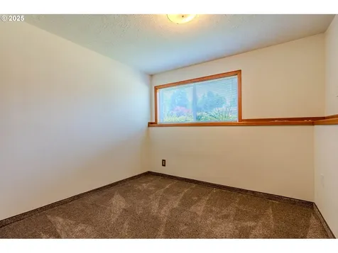 975 SW Florence Court Gresham OR 97080