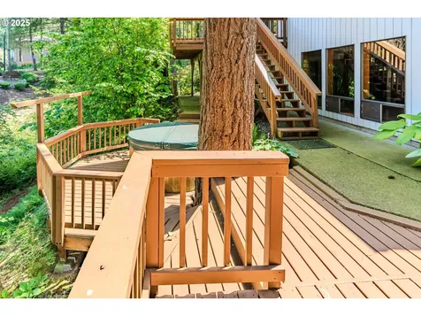 975 SW Florence Court Gresham OR 97080