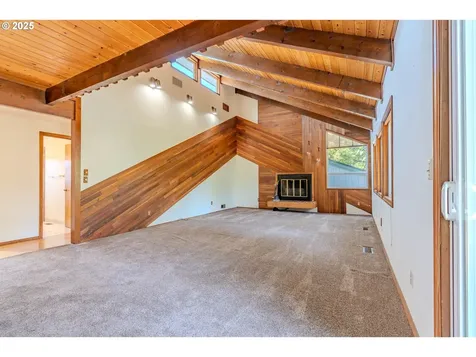 975 SW Florence Court Gresham OR 97080